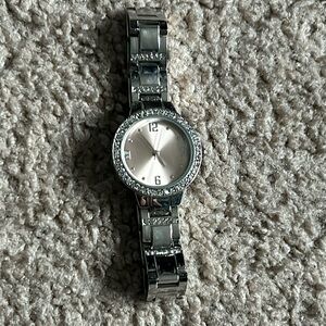 Women’s vintage silver/pink crystal bracelet watch one size measurements shown‎